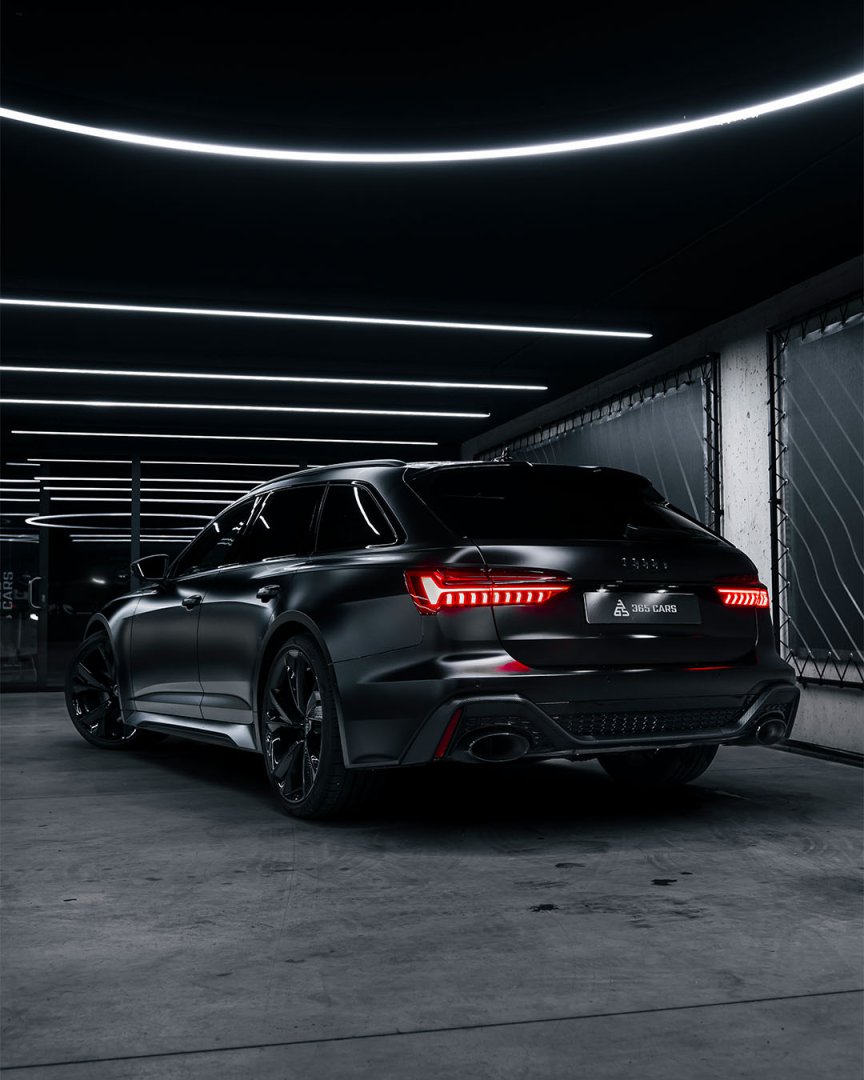 AUDI RS6 AVANT PERFORMANCE